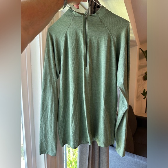 Lululemon Metal Tech Long Sleeve 1/4 Zip 2.0 - Picture 1 of 2